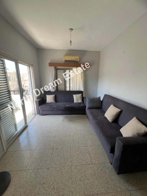 GAZİMAĞUSA BAYKAL SATILIK YARI EŞYALI 3+1 DAİRE