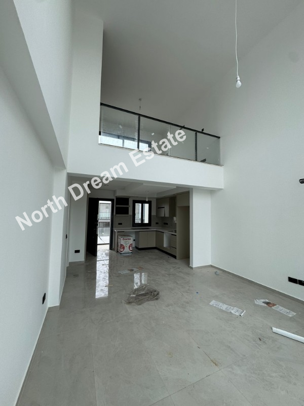 İSKELE BAH&Ccedil;ELER SATILIK EŞYASIZ 2+1 LOFT DAİRE